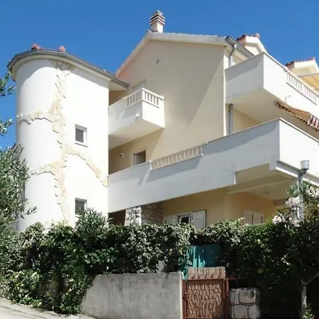 Gorgeous In With Wifi Apartamento Omiš